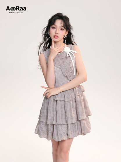 Plaid Sleeveless Tiered Dress With Flower Brooch