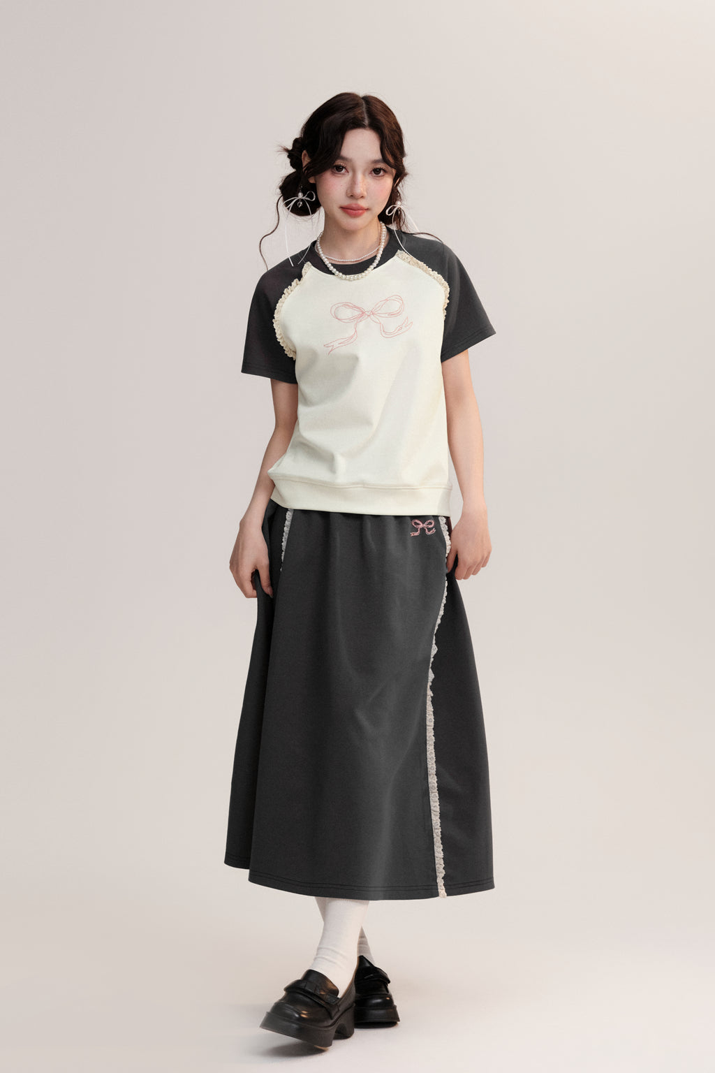 Bow Embroidery Frilled Raglan T-Shirt And Long Skirt