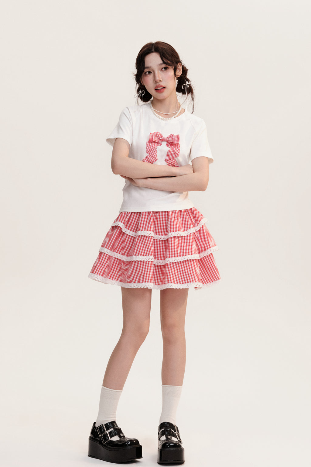 Checkered Three Dimensional Bow Round Neck T-Shirt