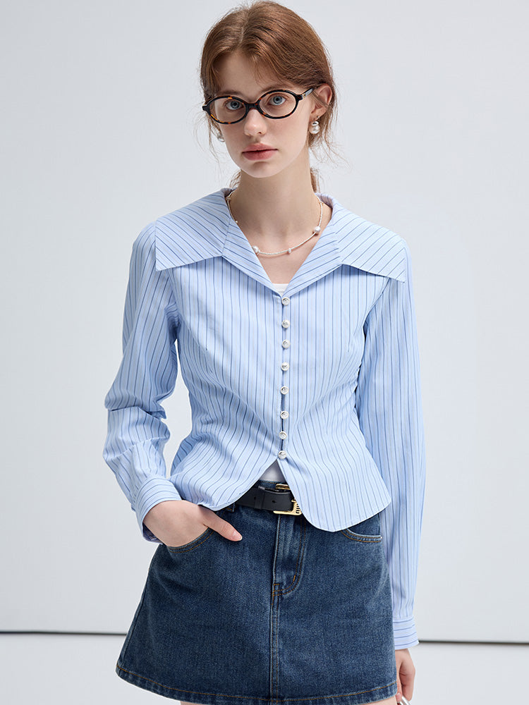 Round Hem Large Open Collar Fitted Stripe Shirt