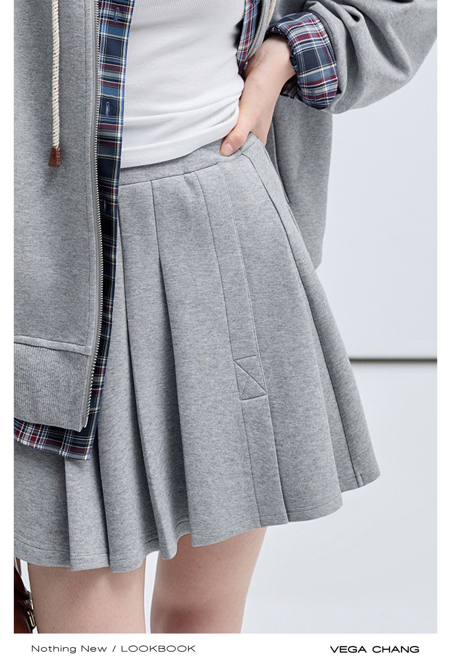 Bow Print Relax Fit Hoodie And Pleated Mini Skirt