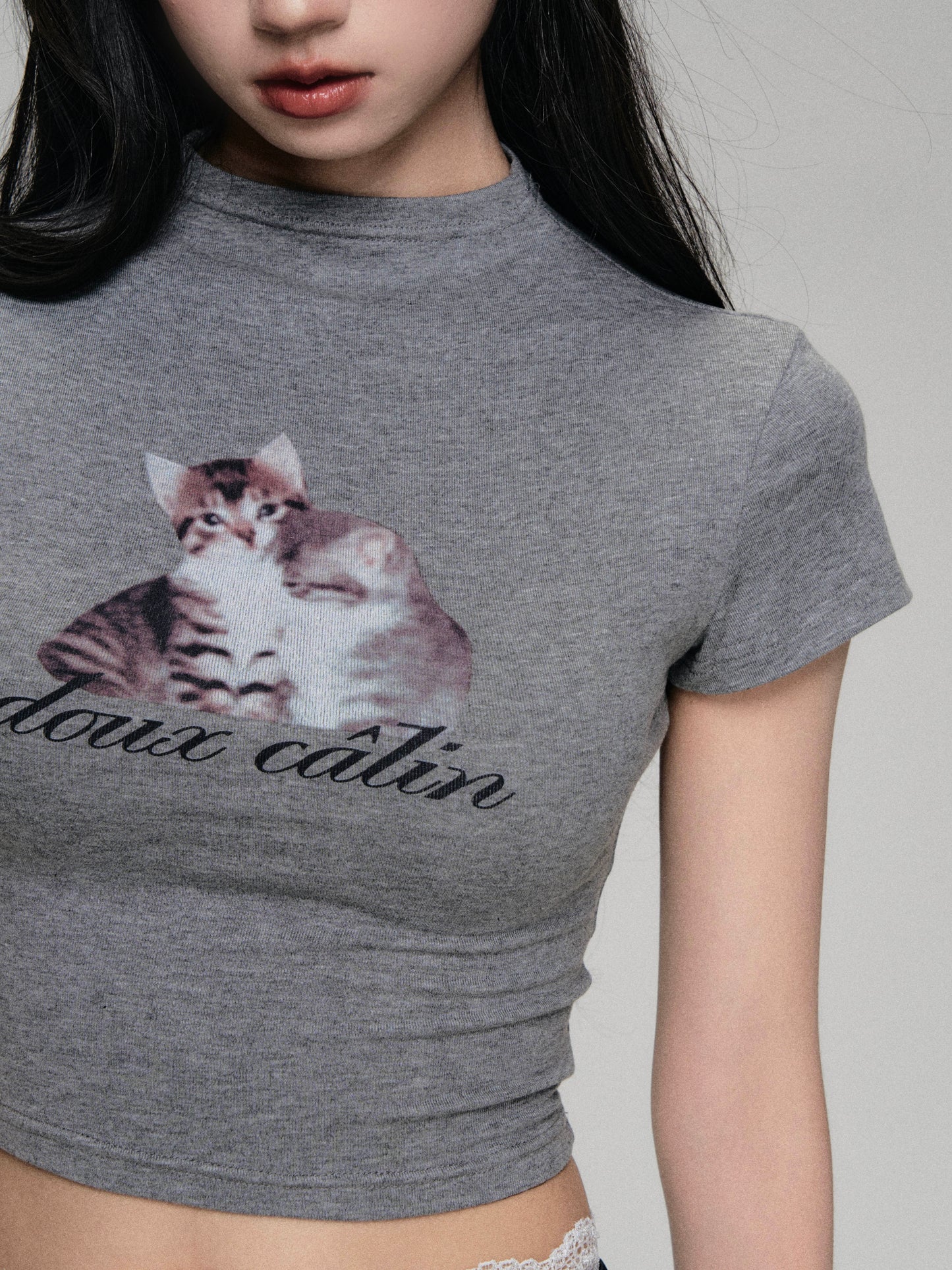 Cat Print Mock Neck Cropped Fitted T-Shirt