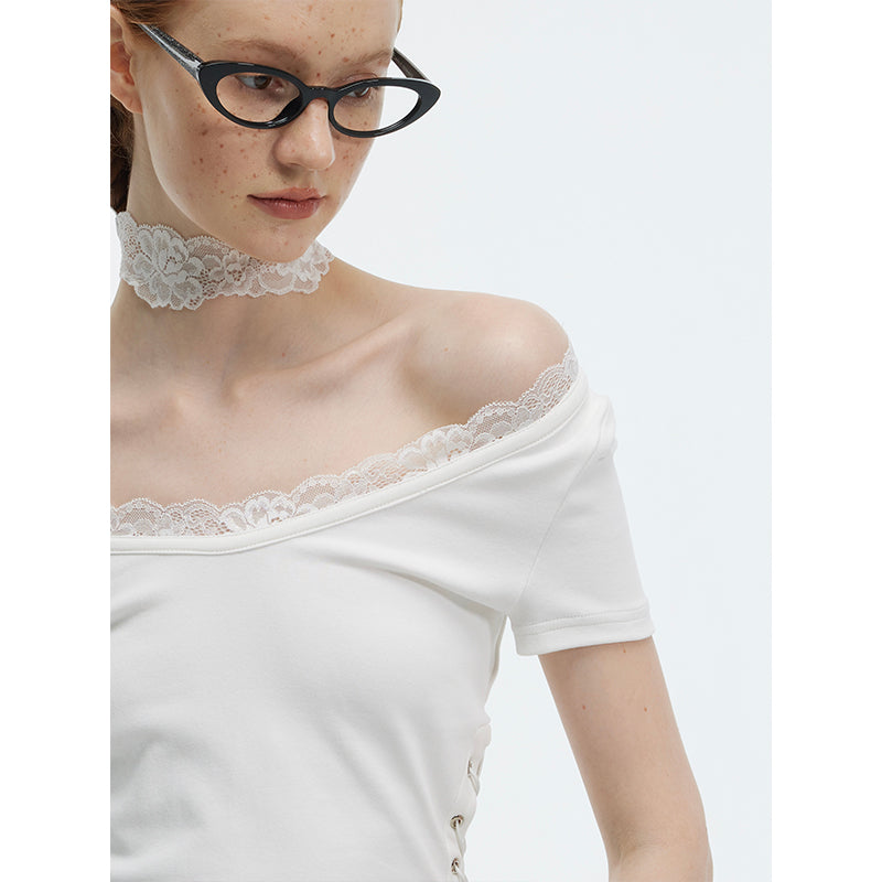 Lace Trimmed Neck Lace-Up Fitted T-Shirt