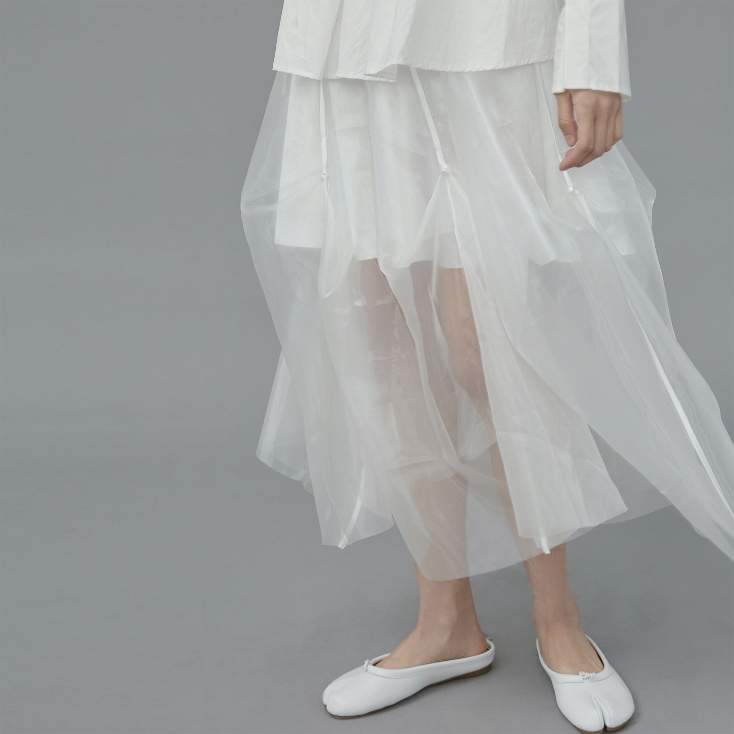 Asymmetrical Jacquard Detail Sheer Balloon Skirt