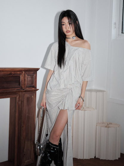 Asymmetric Loose T-Shirt And Leg-Baring Skirt Set