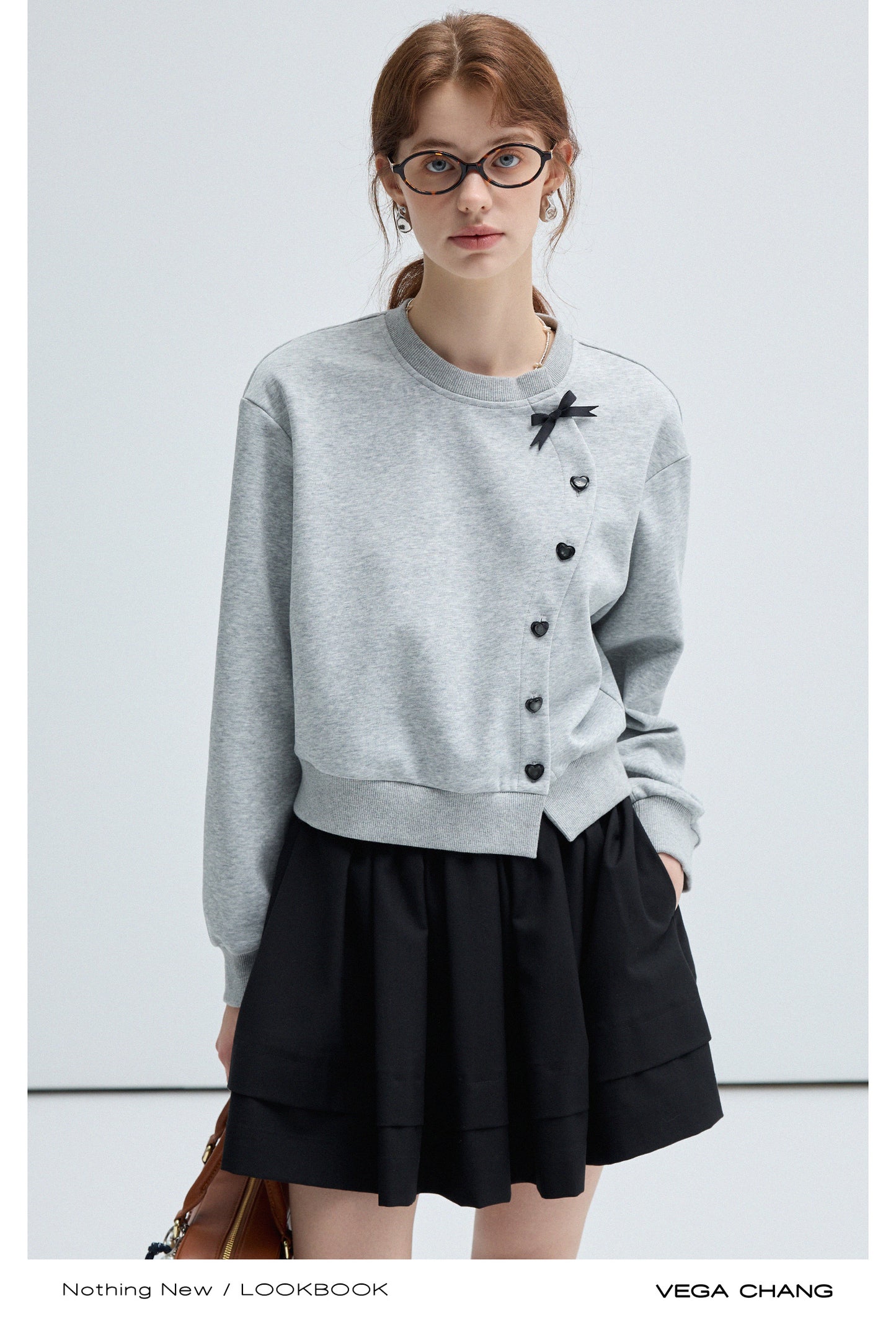 Relaxed Fit Heart-Buttoned Wavy Front Sweatshirt