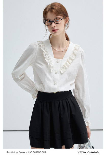 Heart-Buttoned Embroidered Lace Collar Blouse