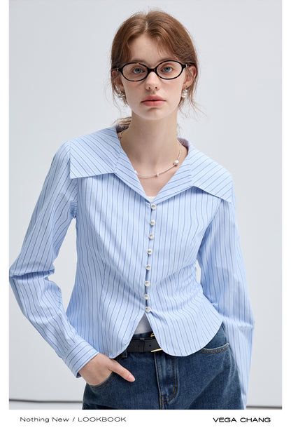 Round Hem Large Open Collar Fitted Stripe Shirt