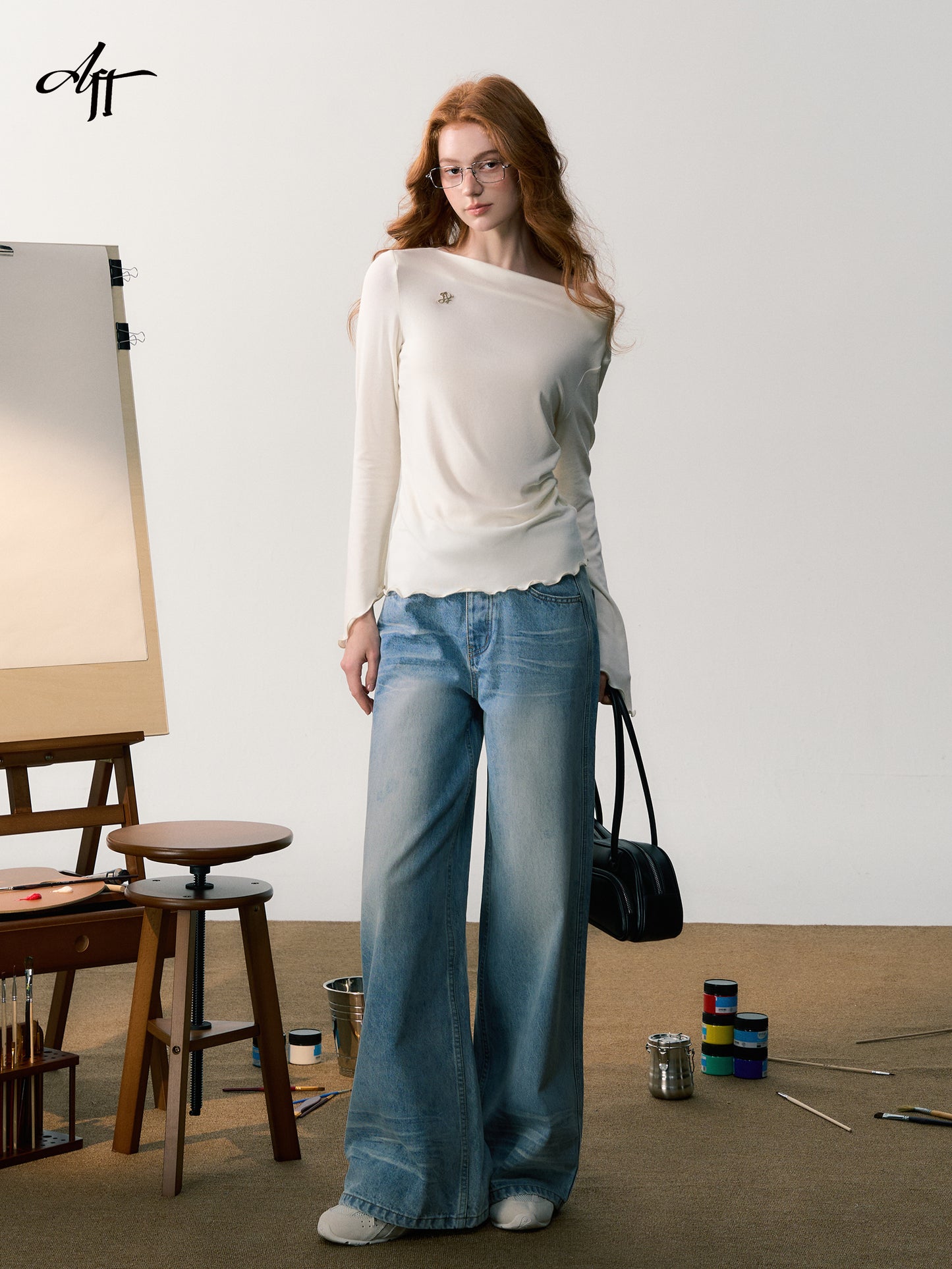 Logo Embroidered Washed Wide-Leg Jeans