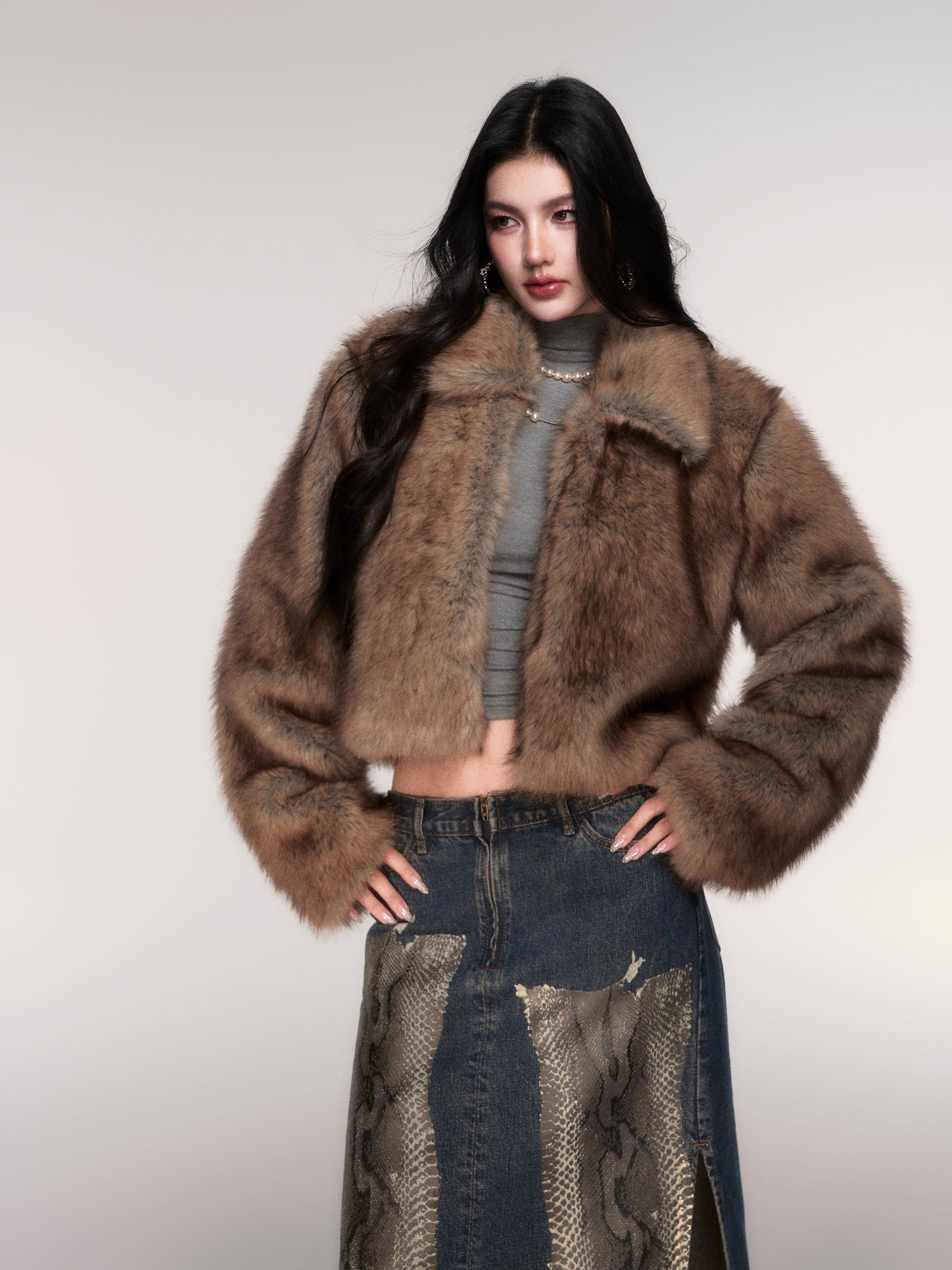 茶 Plush Cropped Faux Fur Jacket – MILL MINORITY