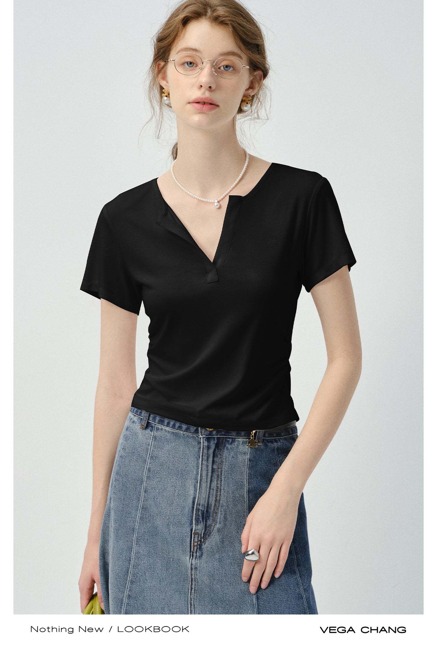 Basic Ribbed V-Neck T-Shirt With Side Gathers