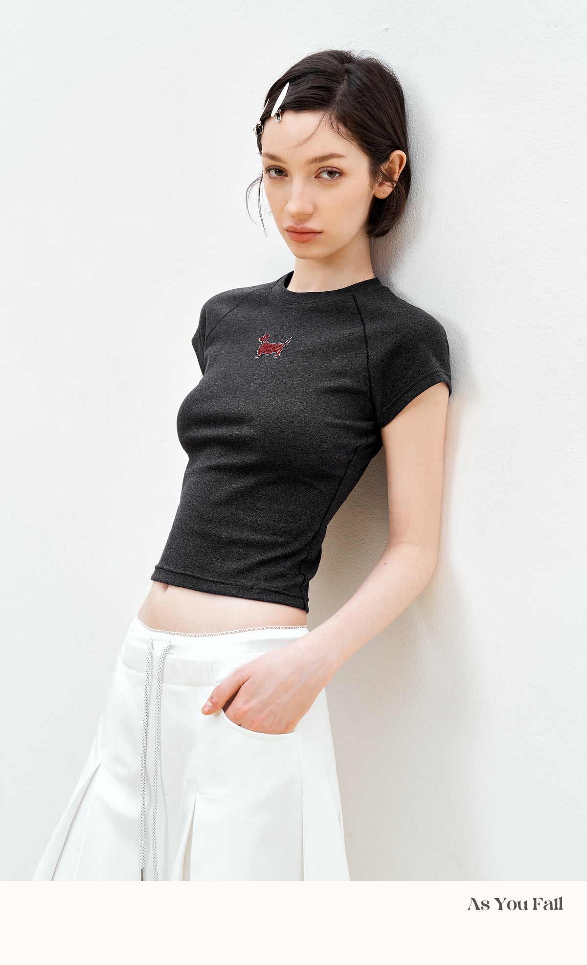 Raglan Cropped T-Shirt With Rhinestone Dog Detail