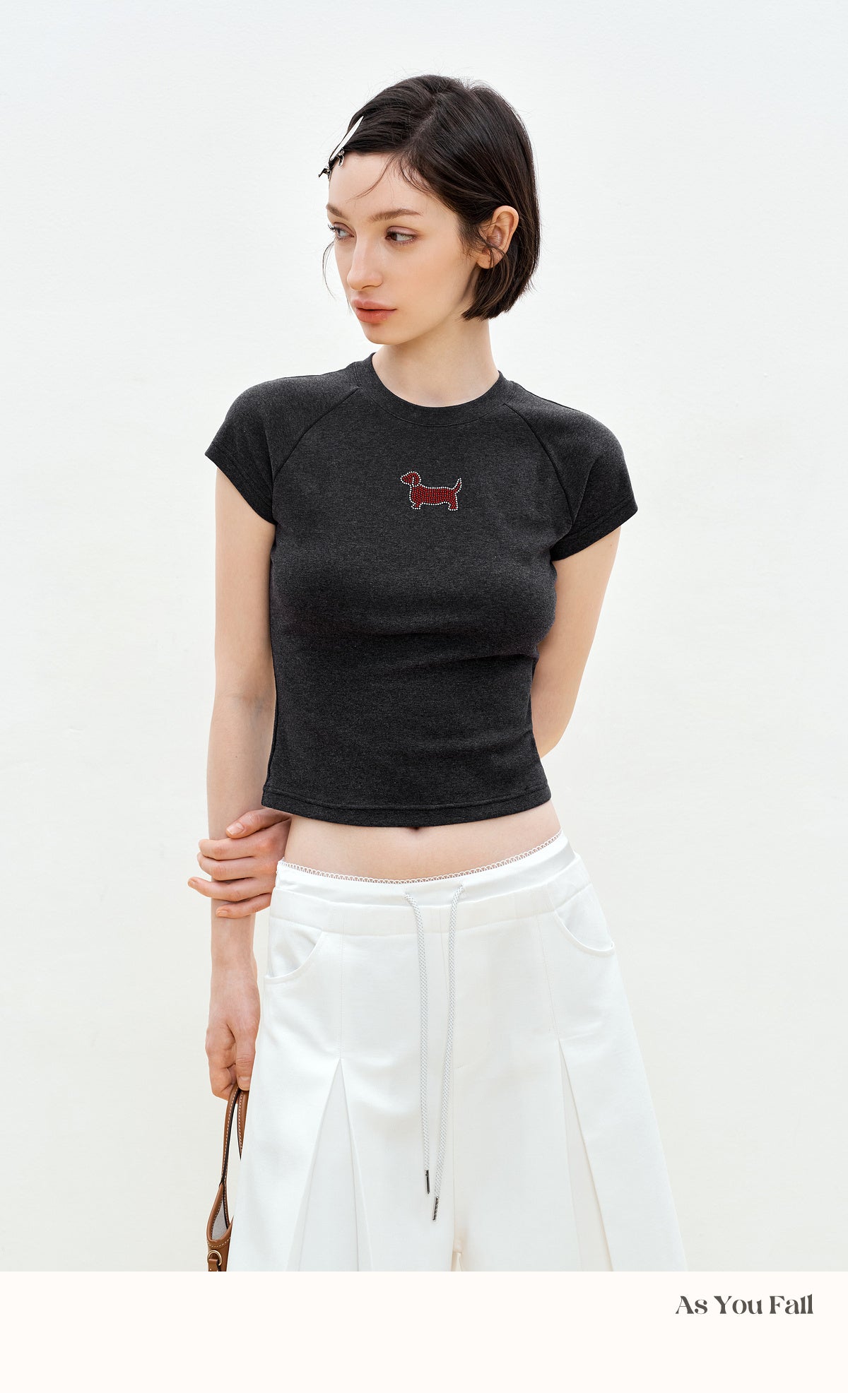 Raglan Cropped T-Shirt With Rhinestone Dog Detail