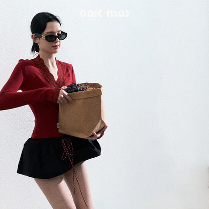 Slim Fit Lace-Trimmed V-Neck Inner Top