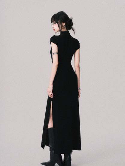 Slim Fit Cheongsam Dress With Lace Detail
