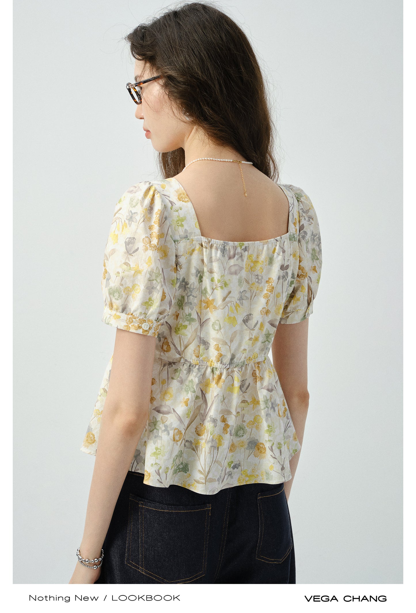 Floral Puff-Sleeve Knotted Blouse