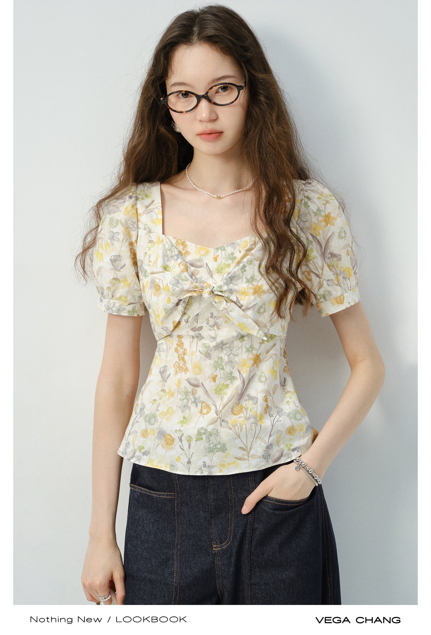 Floral Puff-Sleeve Knotted Blouse