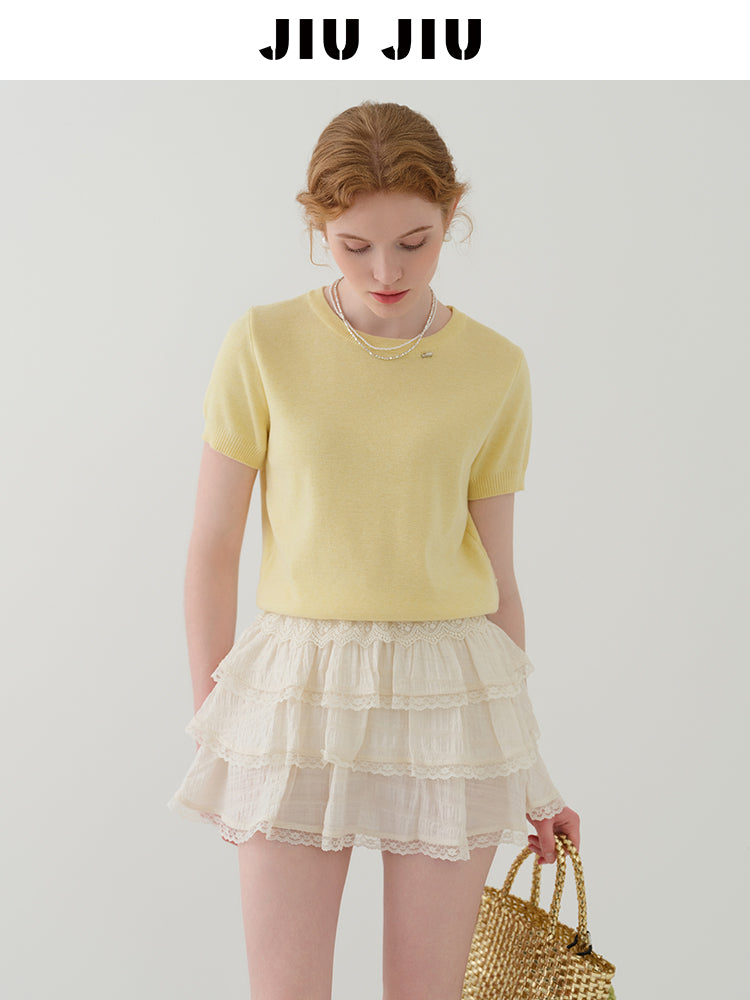 Minimal Knit Top With Sailor Collar Overlay