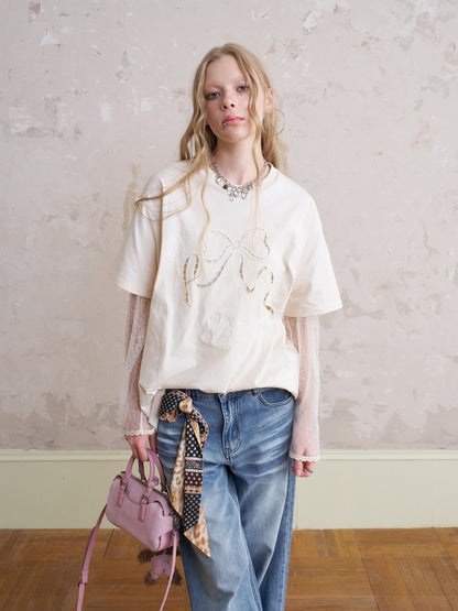 Cut-Out Bow Embroidered T-Shirt With Lace Sleeves