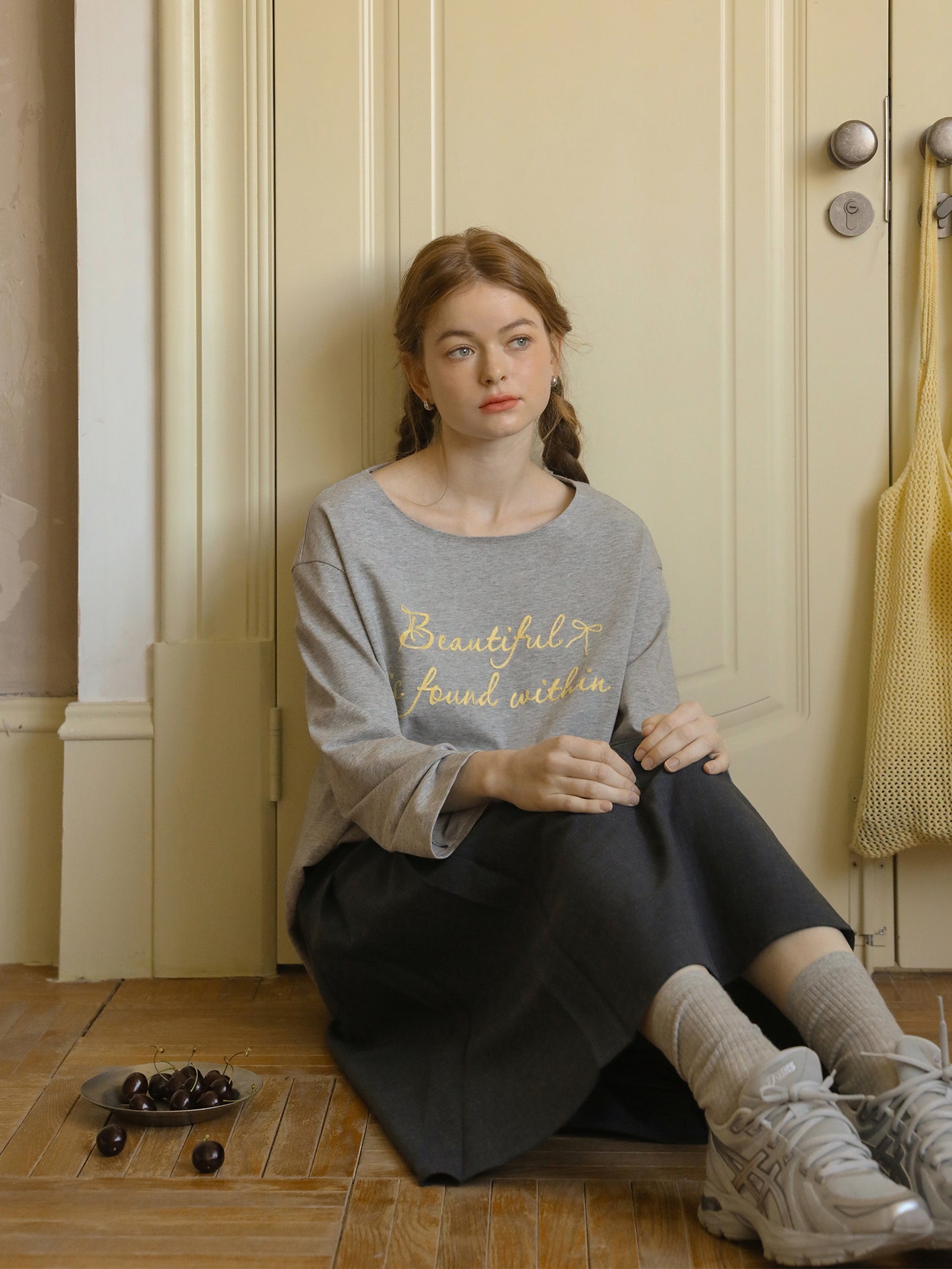 Wide Neck T-Shirt With Letter Embroidery