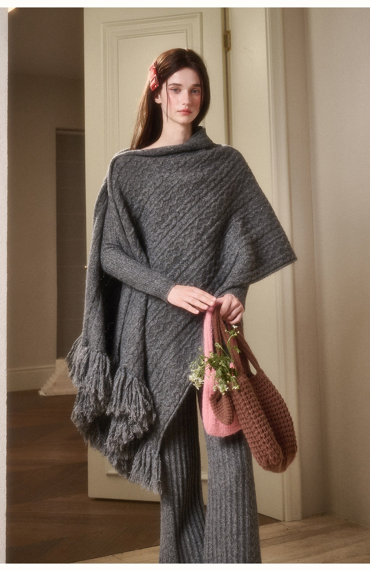Oversized Skin-Friendly Cable Knit Shawl