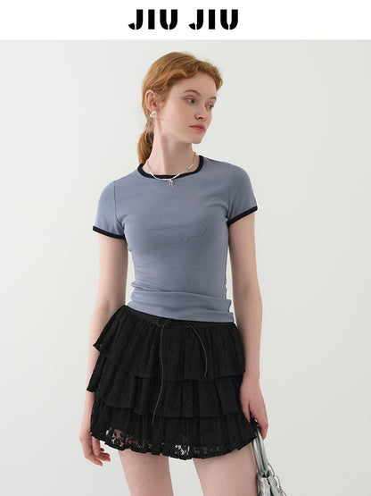 Contrast-Tipped Minimalist Fitted T-Shirt
