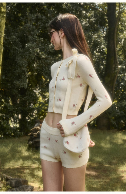 Floral Cozy Knit Collection - 7 Pieces