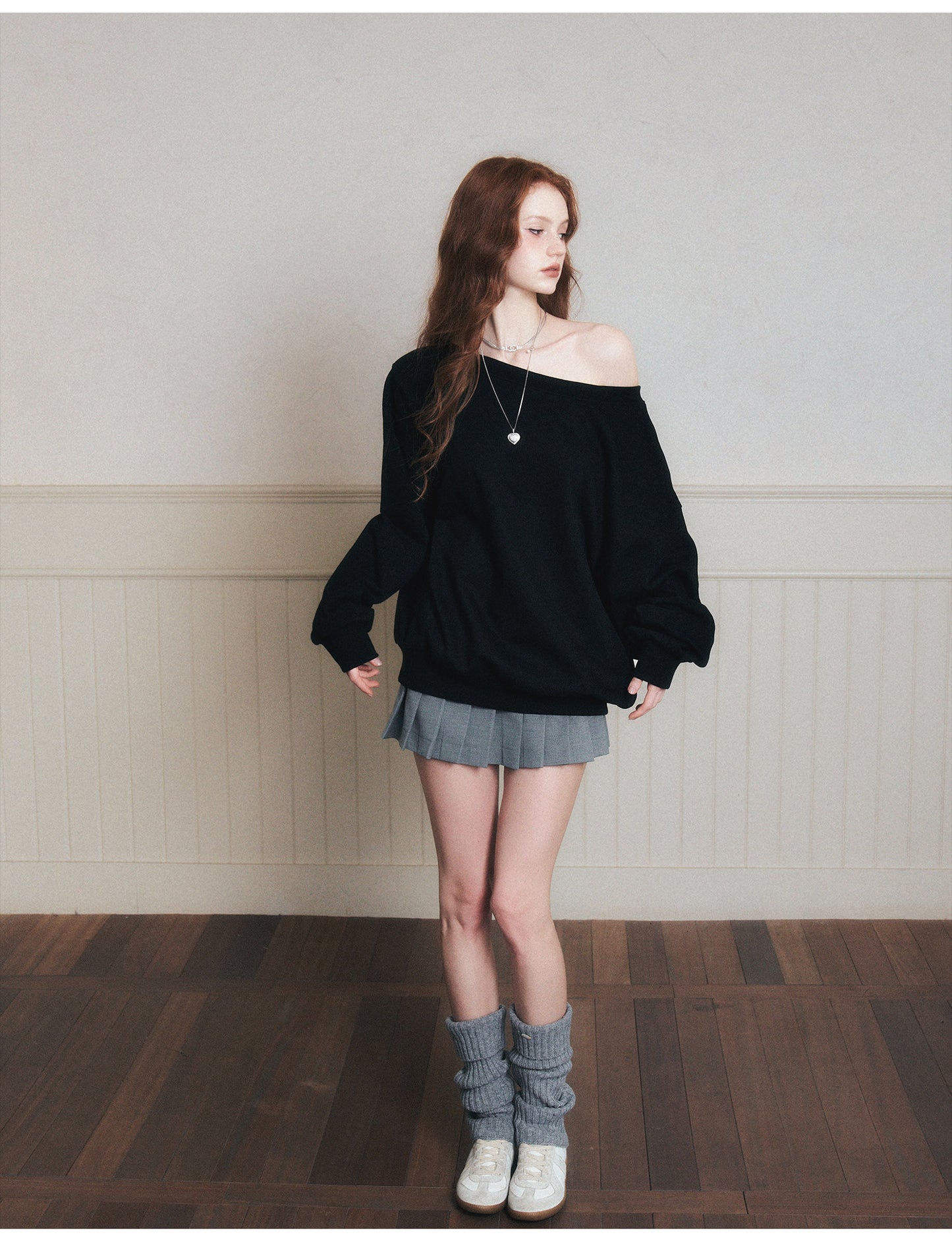 Off-Shoulder Loose-Fit Sweatshirt