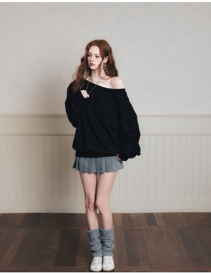 Off-Shoulder Loose-Fit Sweatshirt