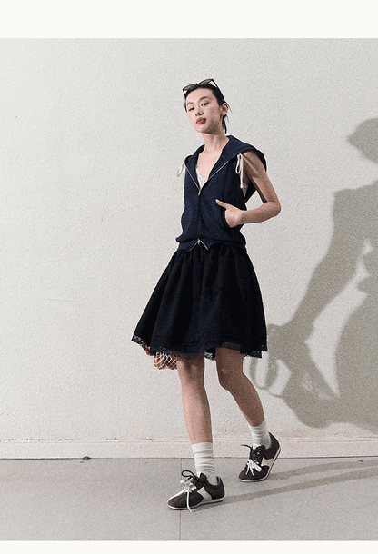 Contrast Lace Sporty Sneakers