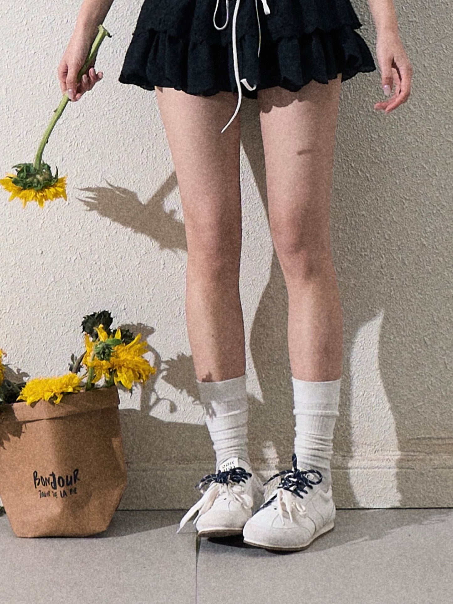 Contrast Lace Sporty Sneakers