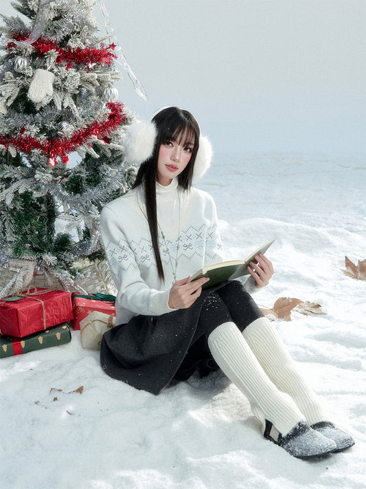 V-Neck Fair Isle Knit Pullover With Bow Motif