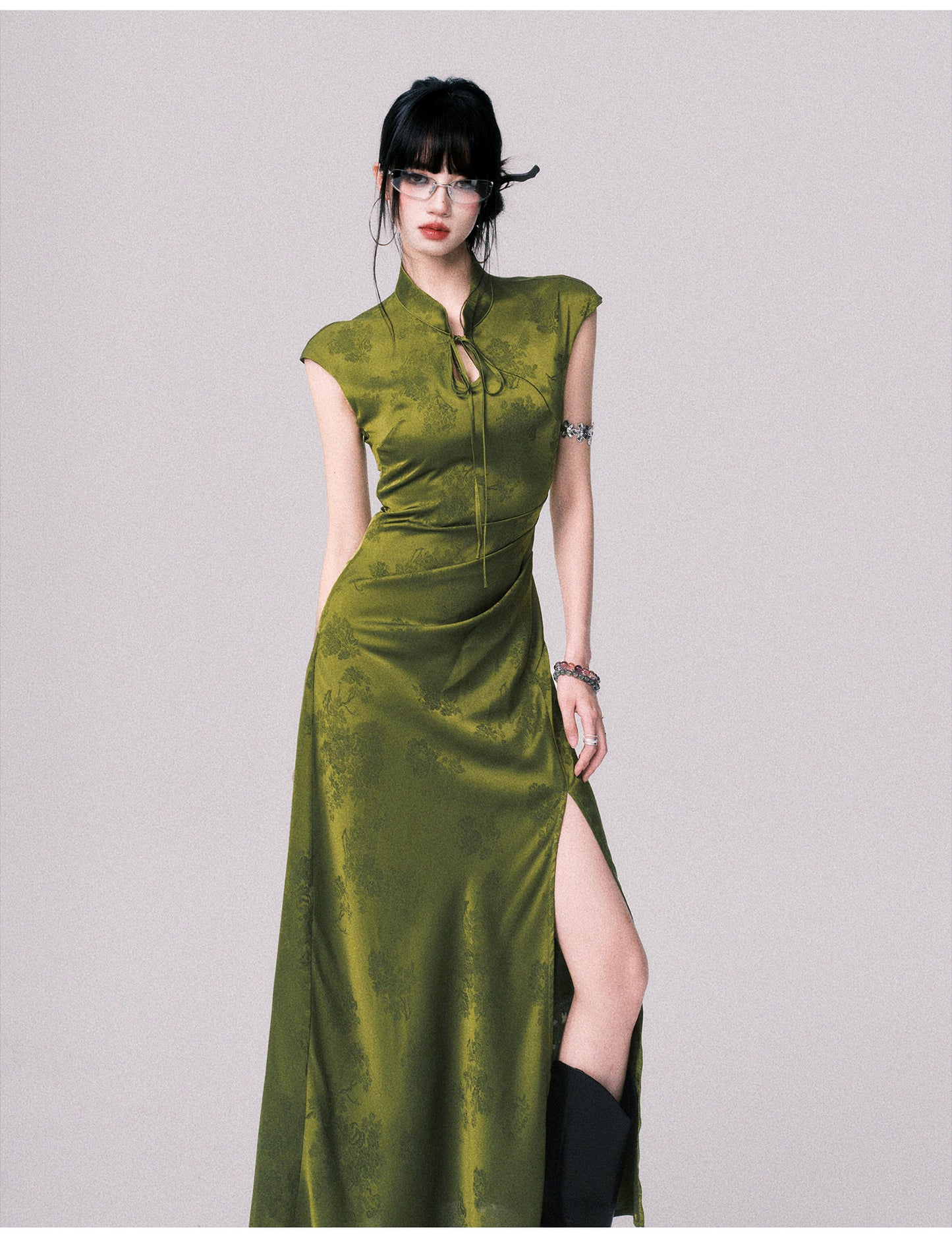Sleeveless Qipao-Style Slit Dress In Satin Jacquard