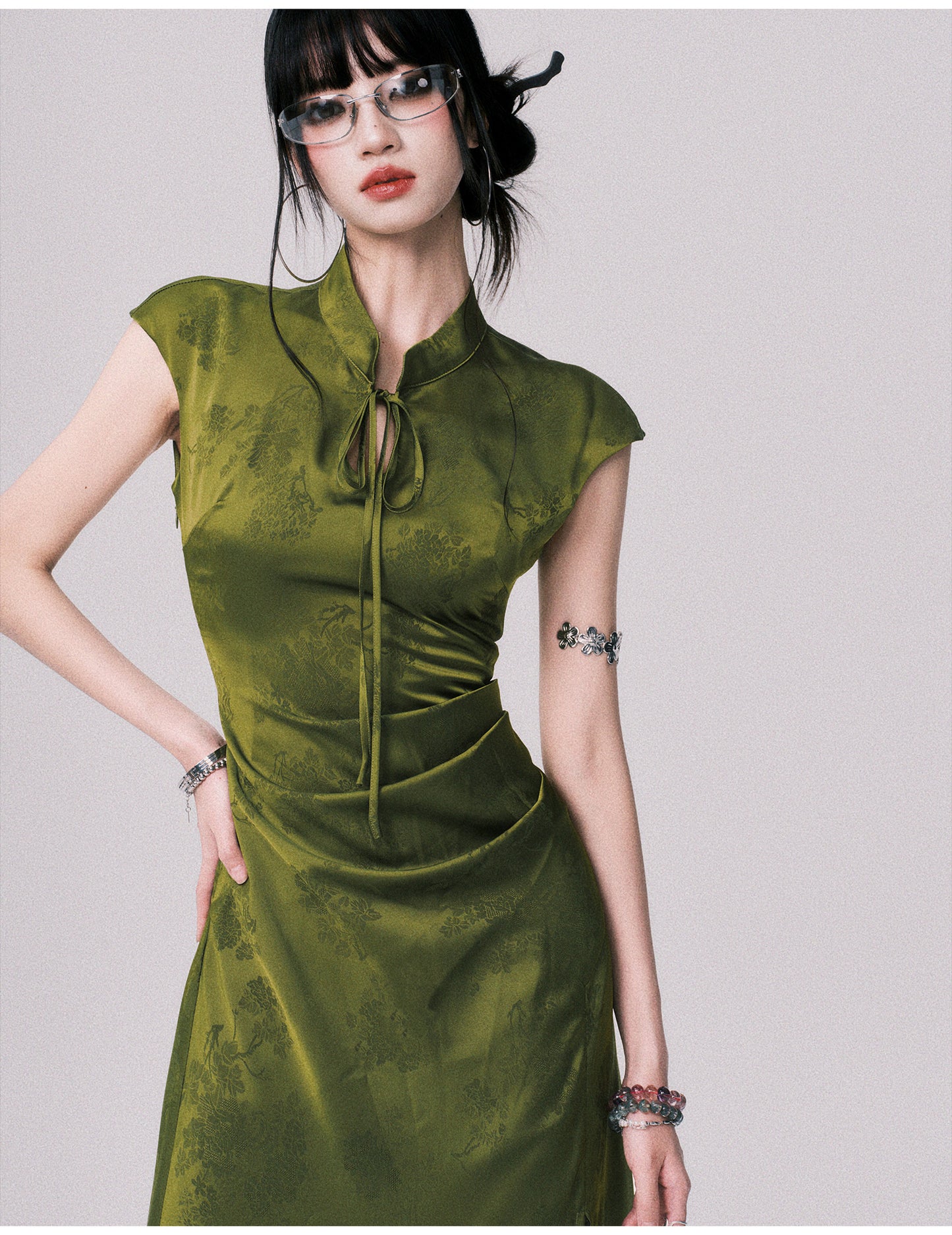Sleeveless Qipao-Style Slit Dress In Satin Jacquard