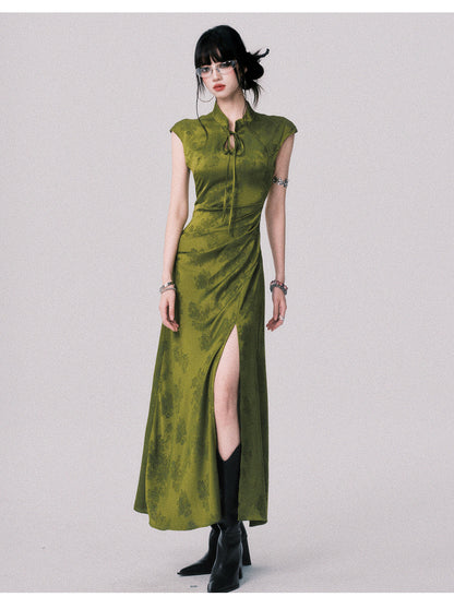 Sleeveless Qipao-Style Slit Dress In Satin Jacquard
