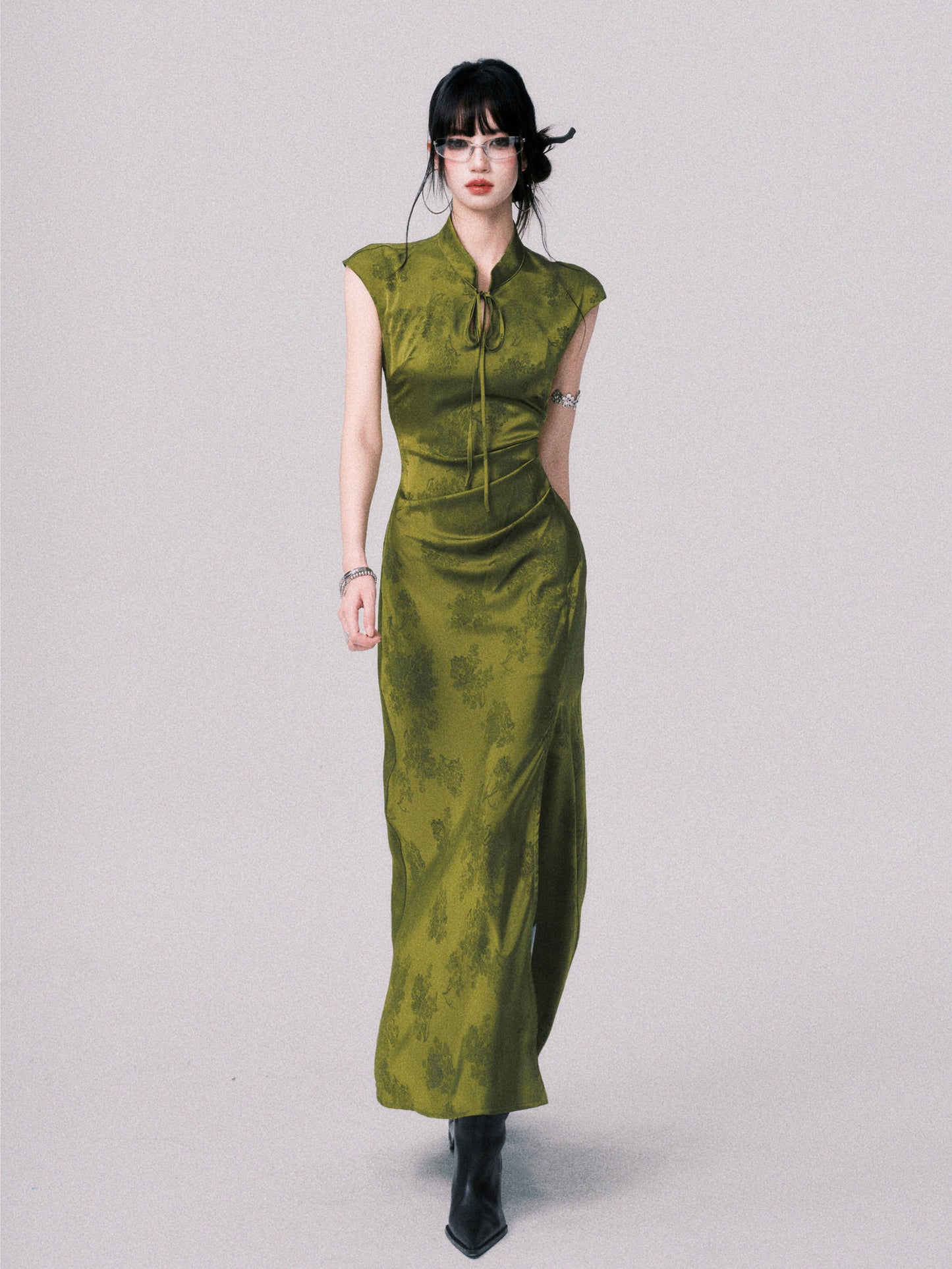 Sleeveless Qipao-Style Slit Dress In Satin Jacquard