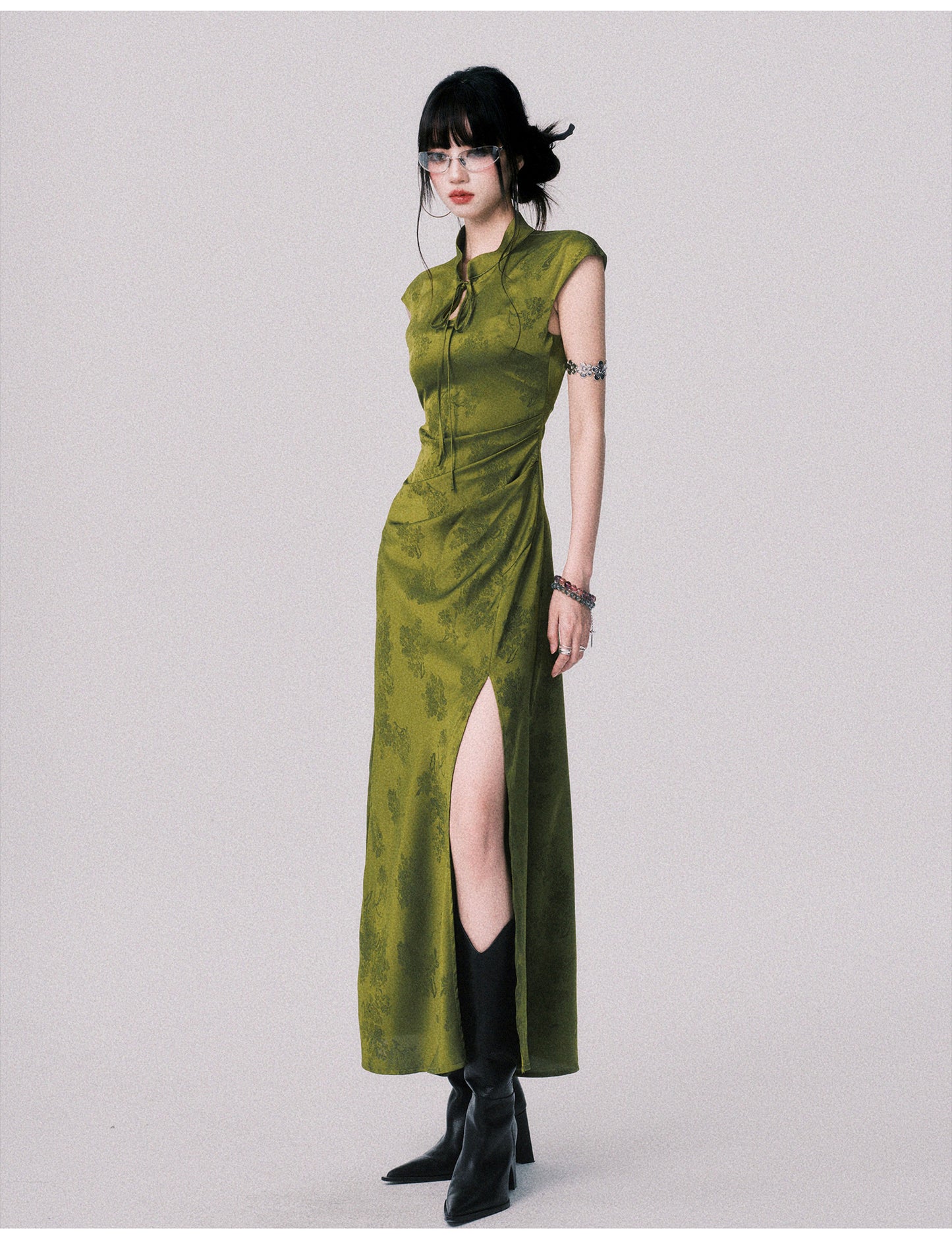 Sleeveless Qipao-Style Slit Dress In Satin Jacquard