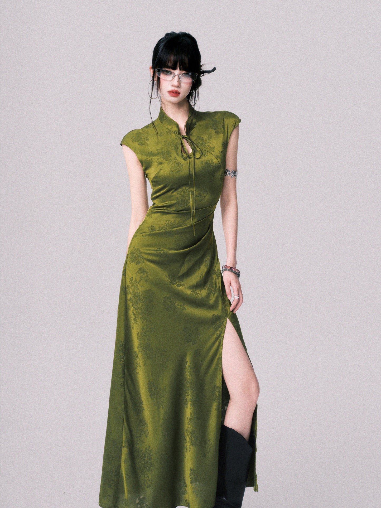 Sleeveless Qipao-Style Slit Dress In Satin Jacquard