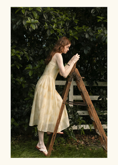 Sleeveless Gradient Dress With Gathered Waist