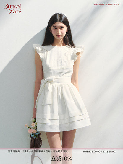 Butterfly-Sleeve Pleated Dress With Bow Waist