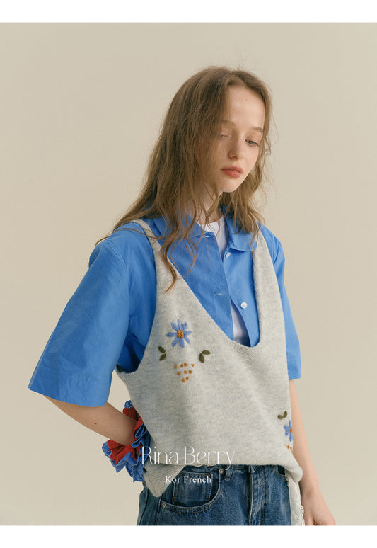 Floral Embroidered Loose Knit Deep-V Vest