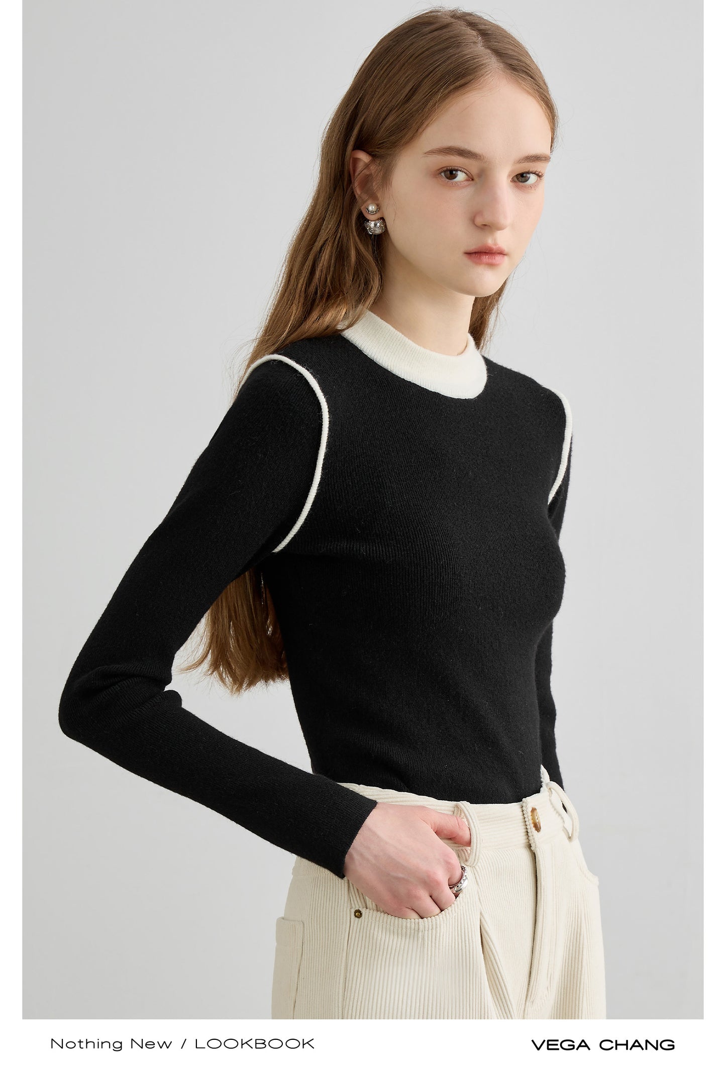 Two-Tone Mock Neck Fitted Sweater