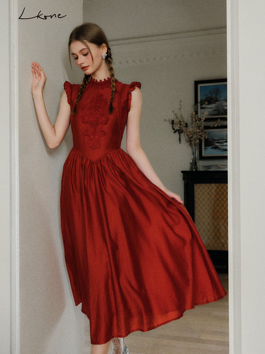 Embroidered Dress In Three Sleeve Styles