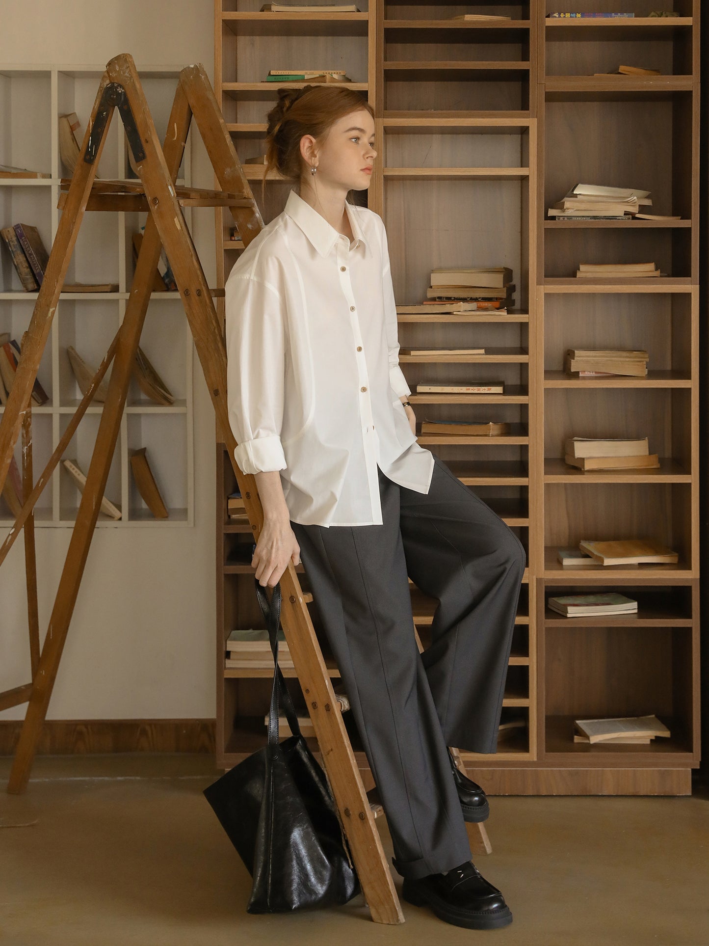 Clean-Cut Shirt With Contrast Buttons