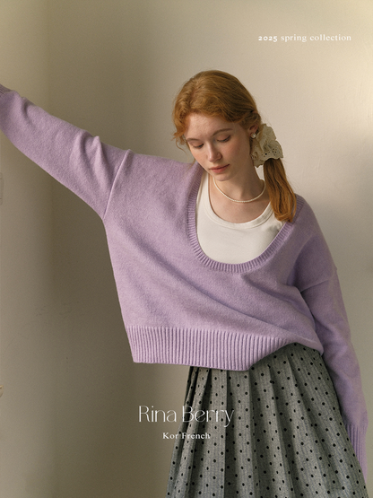Deep U-Neck Sweater And Basic Tank Top