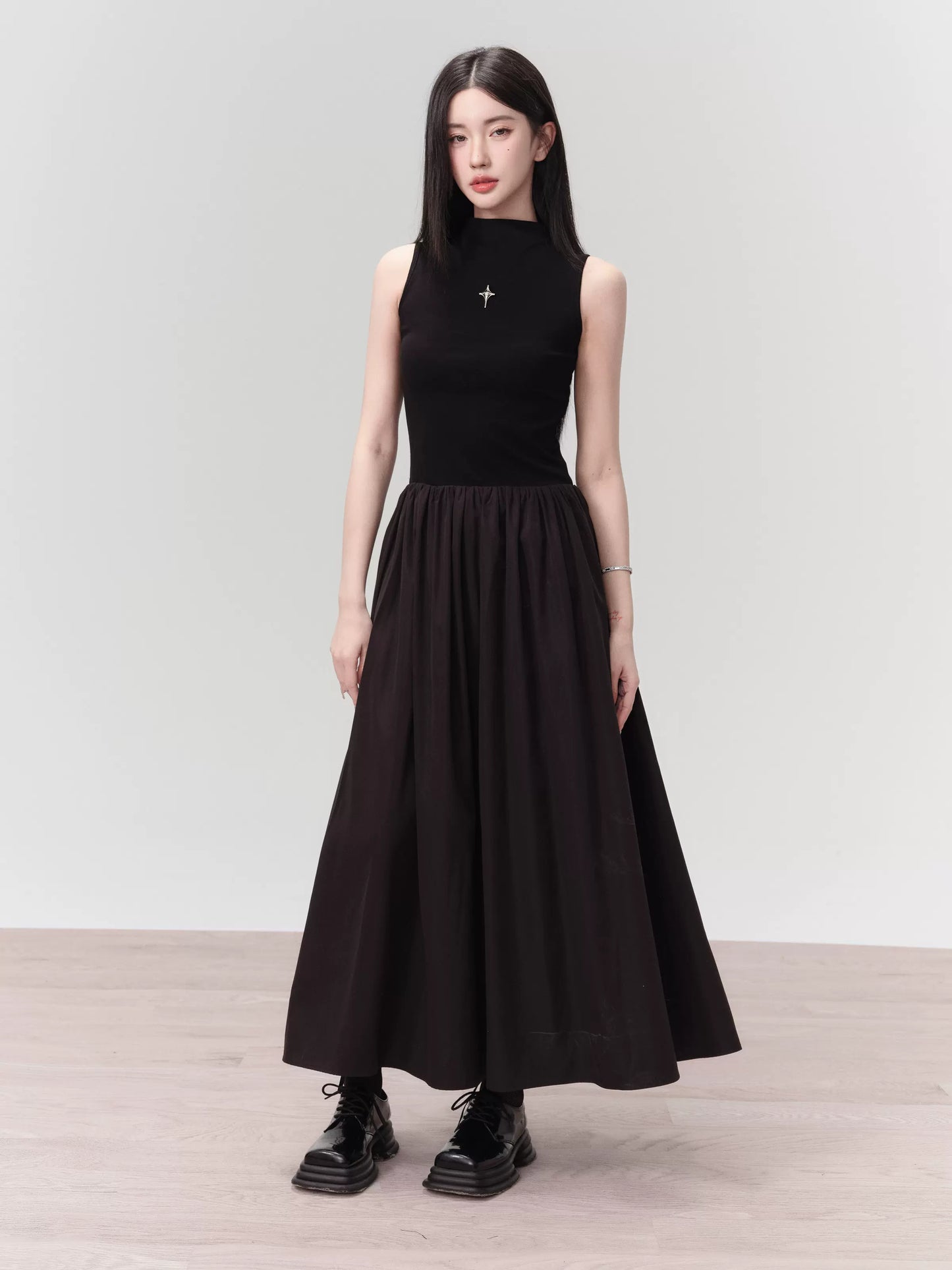 Knitted Sleeveless High Neck Long Dress With Cross Charm