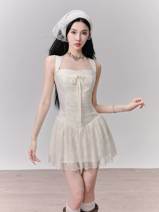 Jacquard Lace Layered Short Dress With Wide Shoulders