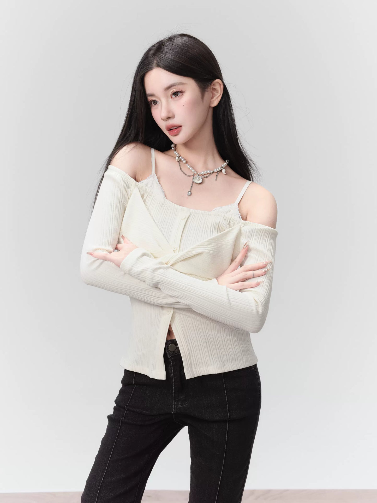 Fake Two-Piece Slim Fit Knit Top With Knot Accent