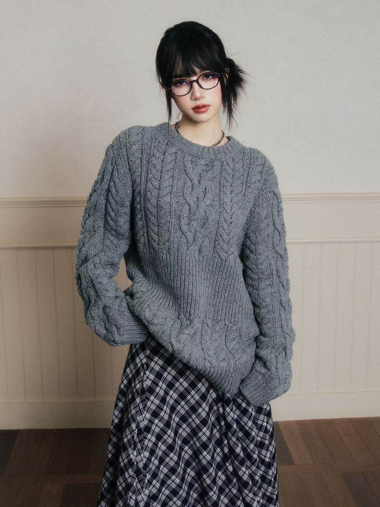 Chunky Cable Knit Pullover Sweater