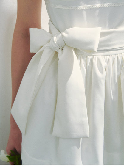 Butterfly-Sleeve Pleated Dress With Bow Waist